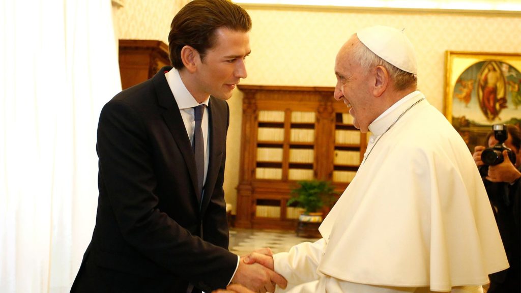 Kurz begrüßt den Papst