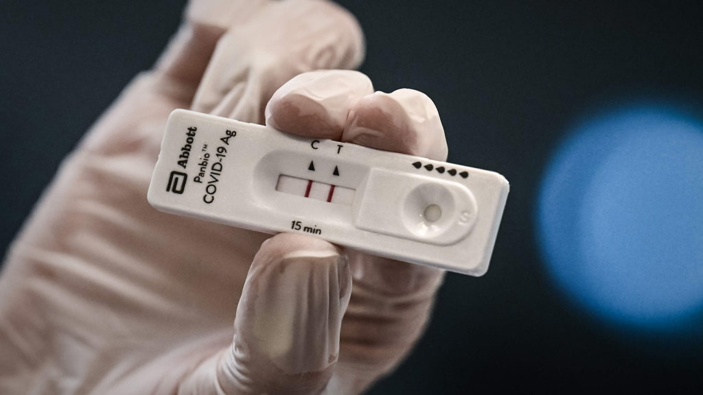 Positiver Antigen-Schnelltest