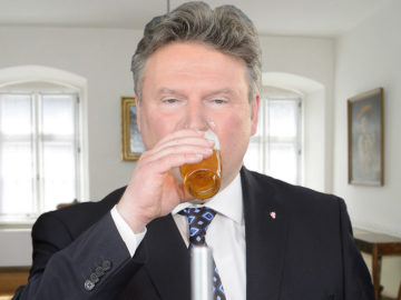 Ludwig trinkt Bier