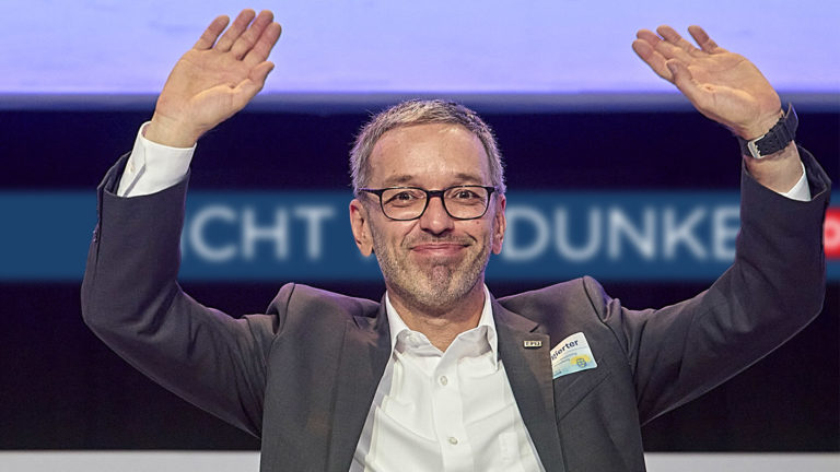 Kickl freut sich