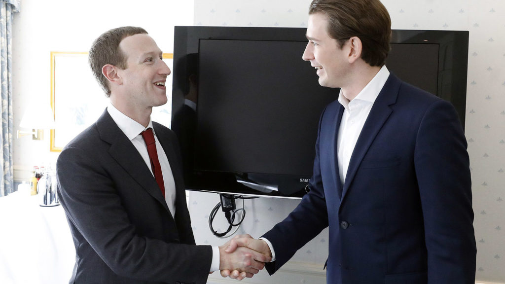 Kurz und Zuckerberg