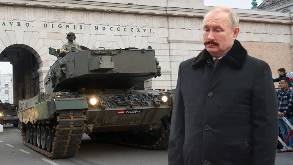 Putin mit Fake-Schnurrbart vor Panzer