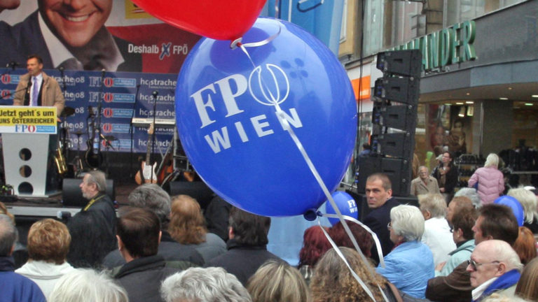 Ein FPÖ Wahlkampfballon