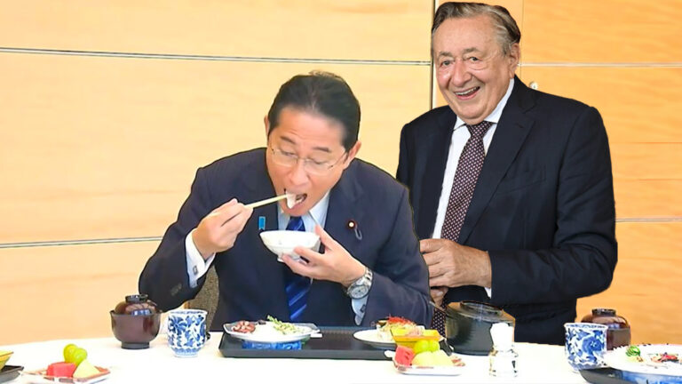 Japanischer Premier Kishida mit Richard Lugner