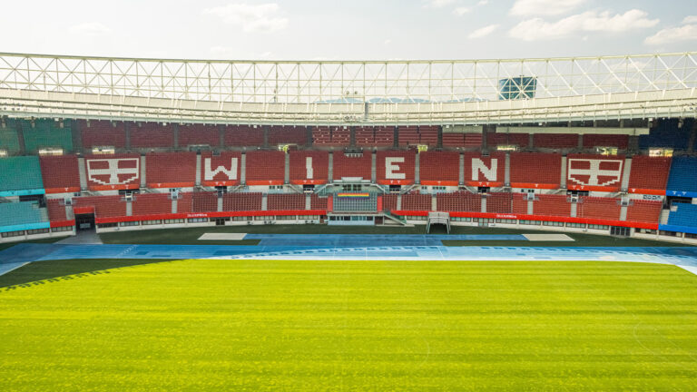 Leeres Ernst-Happel Stadion