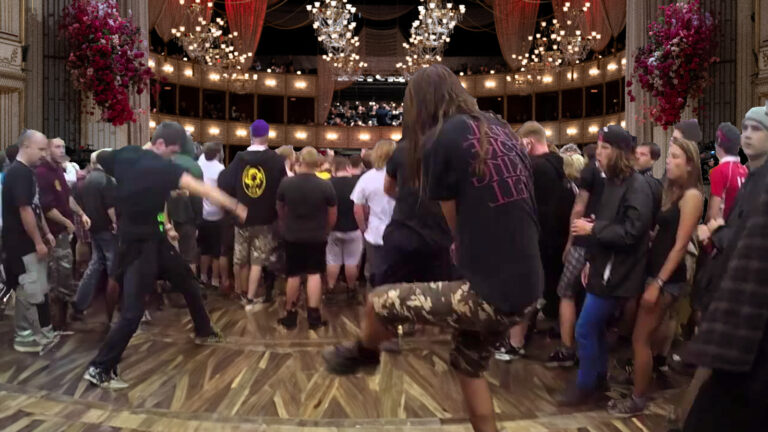 Moshpit in der Staatsoper