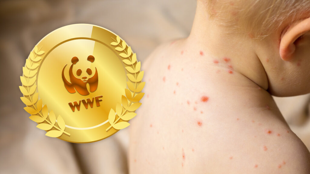 Ein goldener WWF Orden, daneben ein Kind mit Masern