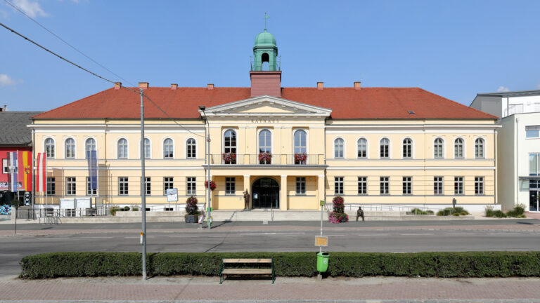 Das Bild zeigt das Ortszentrum von Oberwart.