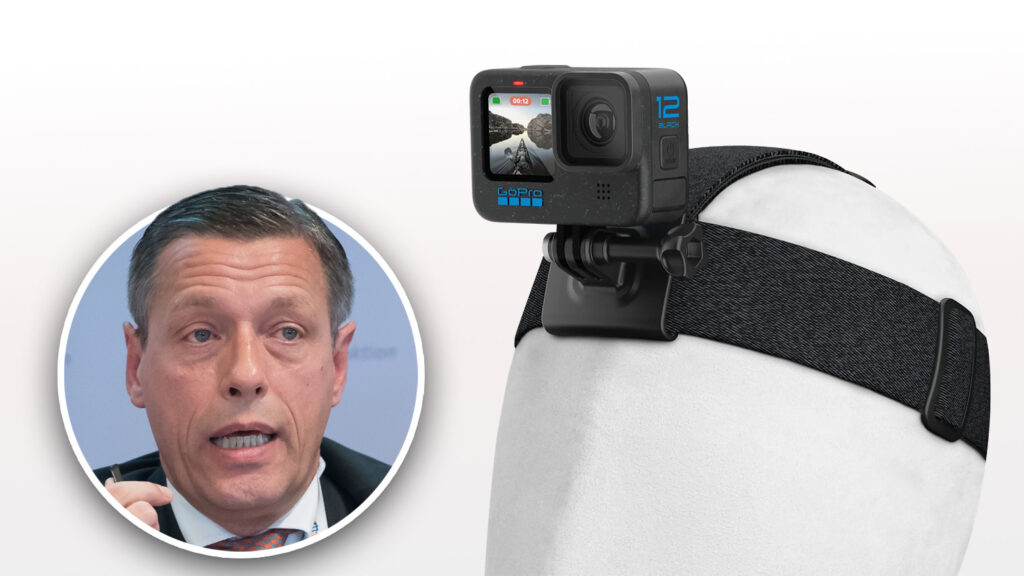 Pilnacek, daneben eine GoPro Kamera