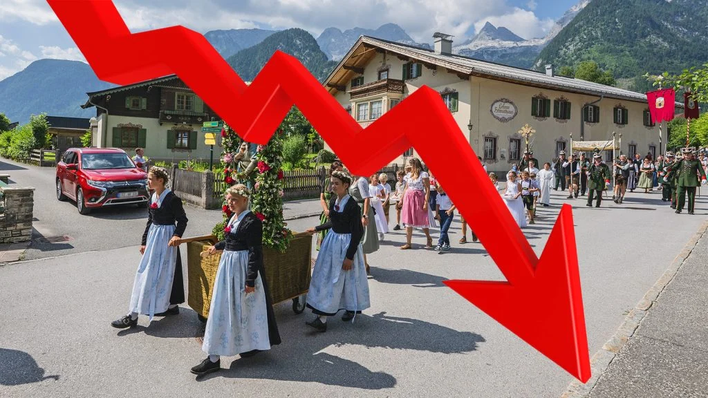 Fronleichnam-Prozession, im Vordergrund ein roter Pfeil abwärts